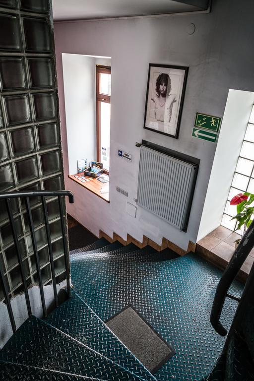 Music Hostel Piotrkowska Лодзь Экстерьер фото
