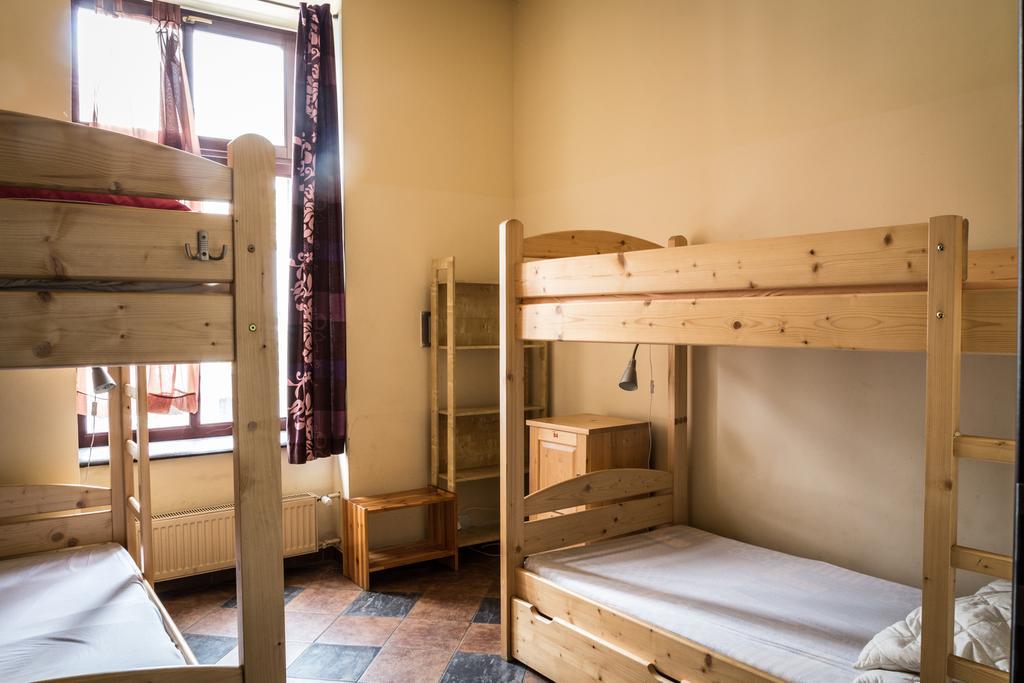 Music Hostel Piotrkowska Лодзь Номер фото