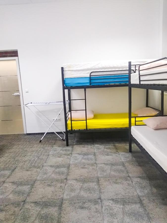 Music Hostel Piotrkowska Лодзь Экстерьер фото