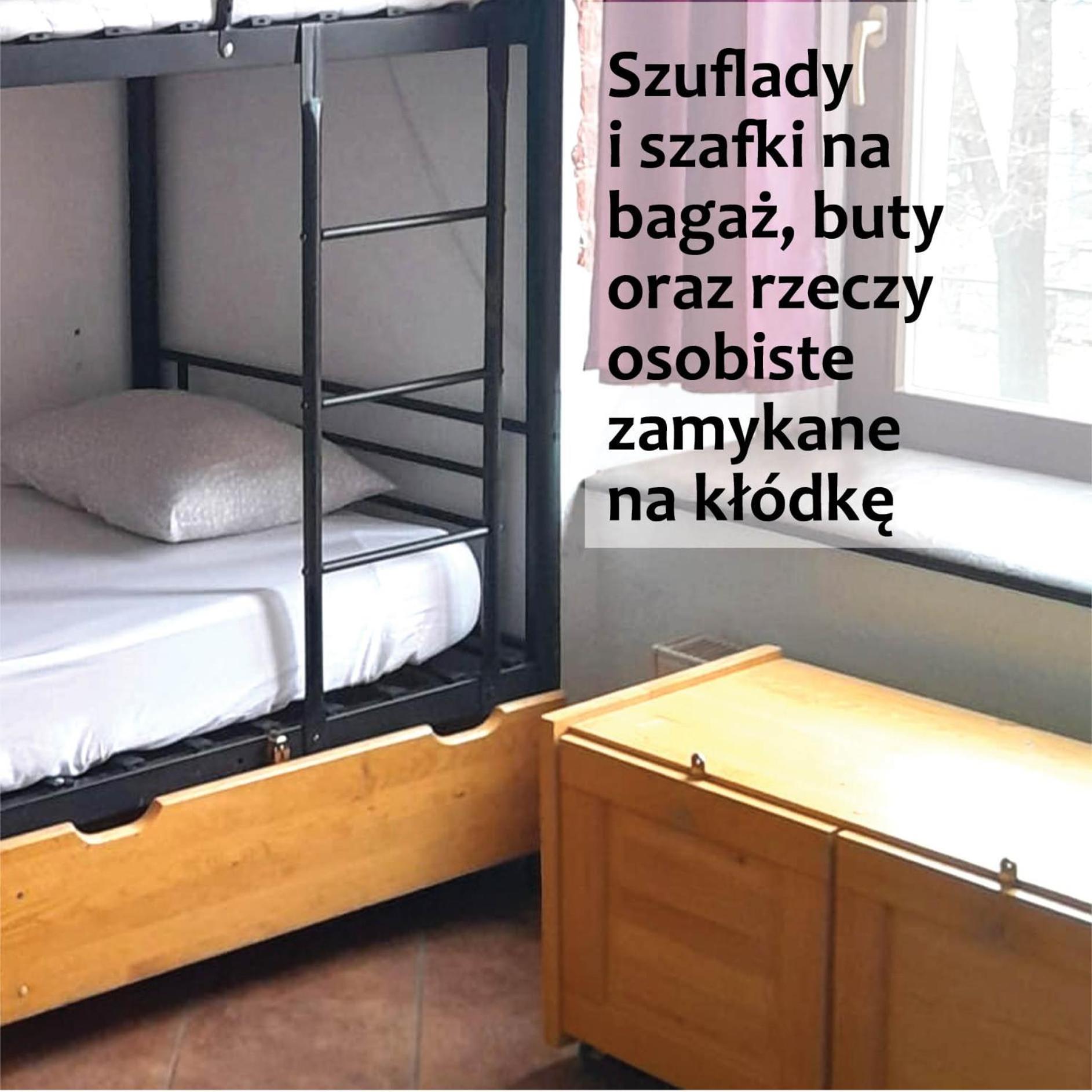 Music Hostel Piotrkowska Лодзь Экстерьер фото